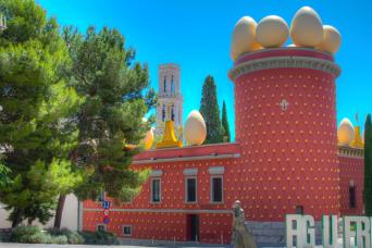 655 - Visite Gérone, du musée Dalí, du village médiéval
