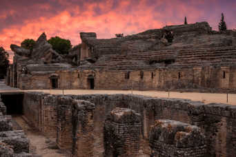 Les ruines romaines d'Italica depuis Séville 