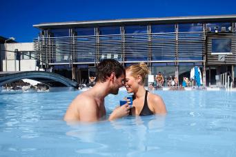 562 - Détente géothermique au Sky Lagoon islandais