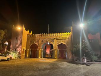 Marrakech : dîner-spectacle 1001 nuits avec transport privé