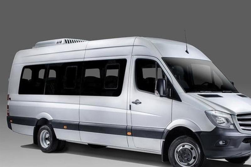 roundtrip-airport-transfer-to-ushuaia-city-center-3