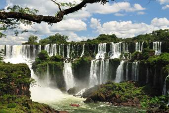 Tour Turístico de las Cataratas del Iguazú