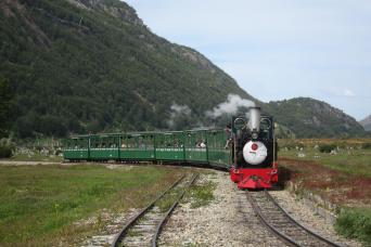 Ushuaia Sightseeing Tour with Transfers Included