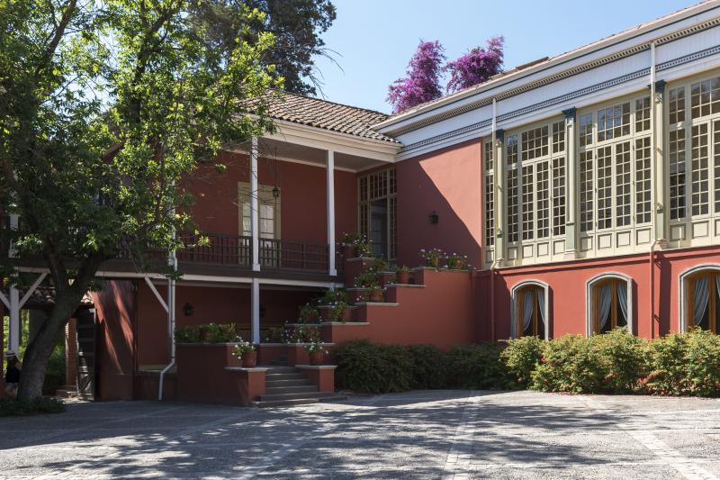 santa-rita-vineyard-from-santiago-2