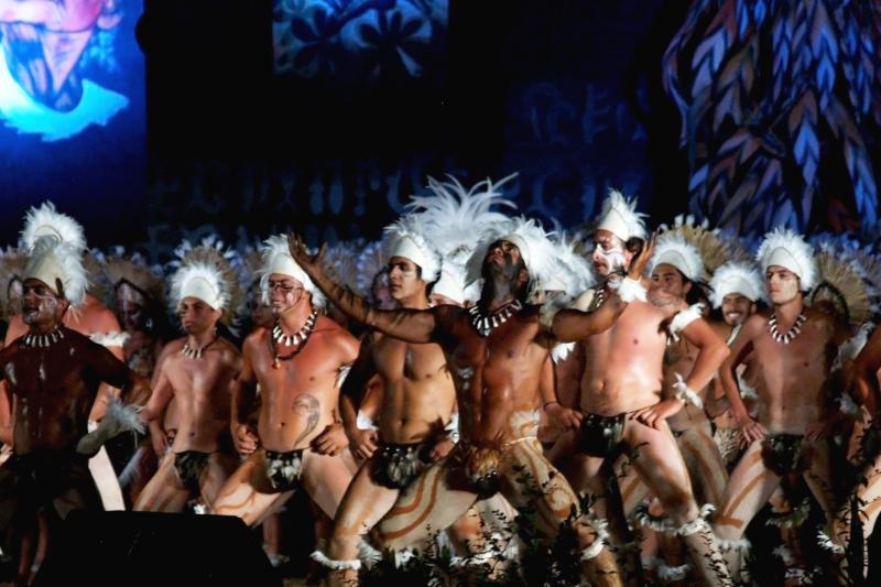 dinner-with-rapa-nui-show-on-easter-island-2