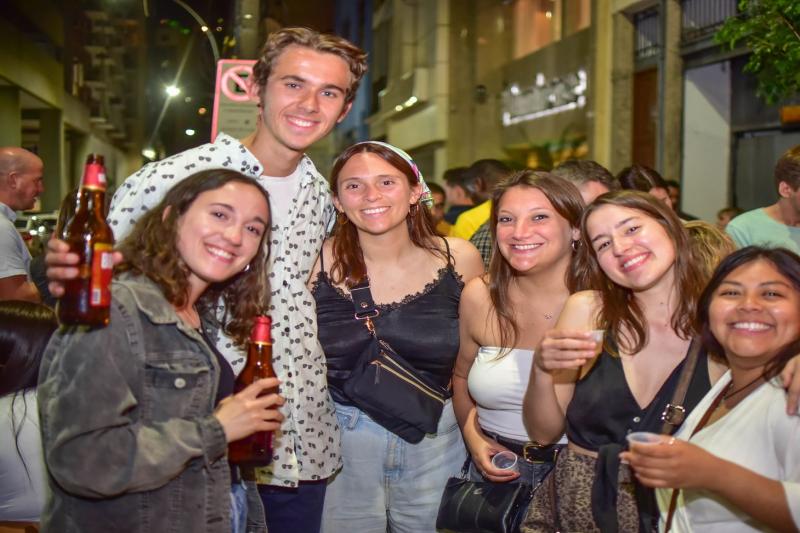 rio-de-janeiro-pub-crawl-4