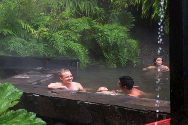 geometric-hot-springs-from-valdivia-4