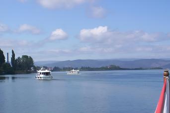 Crossing to San Ramon Peninsula in Valdivia