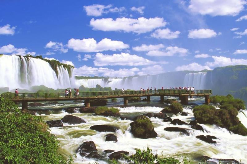 foz-do-iguacu-brazilian-side-of-the-falls-3