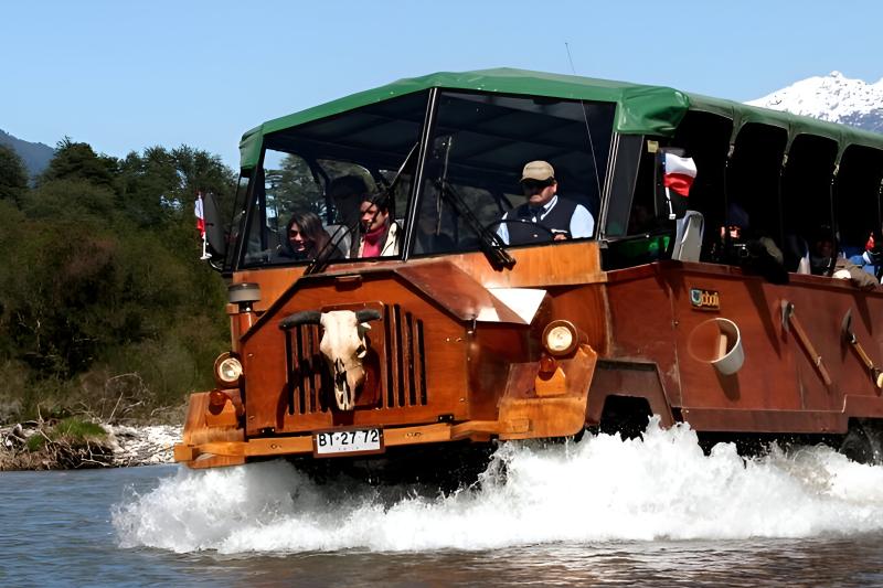 sail-to-peulla-through-todos-los-santos-lake-3