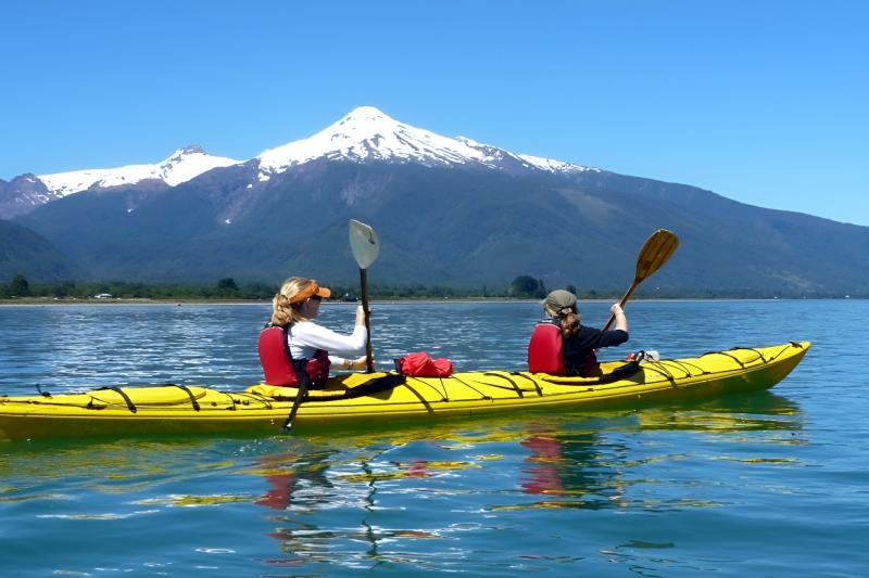 discover-reloncavi-kayak-in-the-first-fjord-of-chi-1