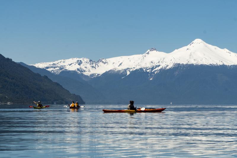 discover-reloncavi-kayak-in-the-first-fjord-of-chi-2