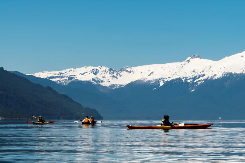 scenic-kayak-row-between-volcanoes-half-day-2