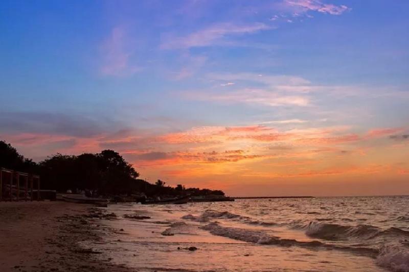 fenix-beach-full-day-in-tierra-bomba-1st-beach-l-2