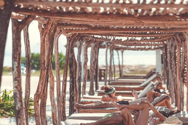 fenix-beach-full-day-in-tierra-bomba-1