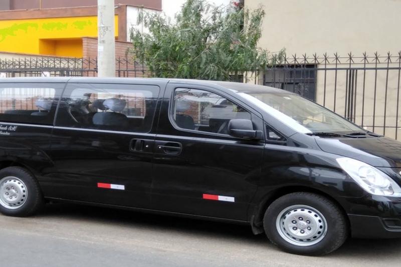 lima-airport-roundtrip-private-transfer-3