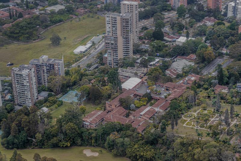 medellin-helicopter-ride-soar-above-the-city-5