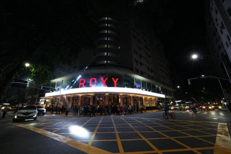 rio-de-janeiro-roxy-dinner-show-1