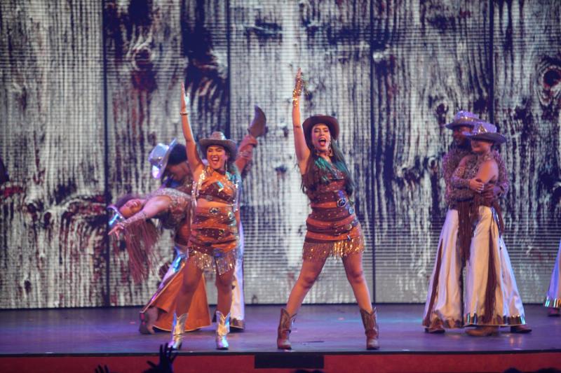 rio-de-janeiro-roxy-dinner-show-2