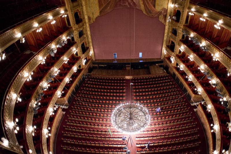 teatro-colon-entry-ticket-with-guided-tour-2