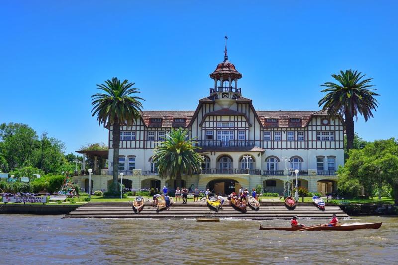 private-tigre-delta-river-cruise-with-gourmet-lu-2