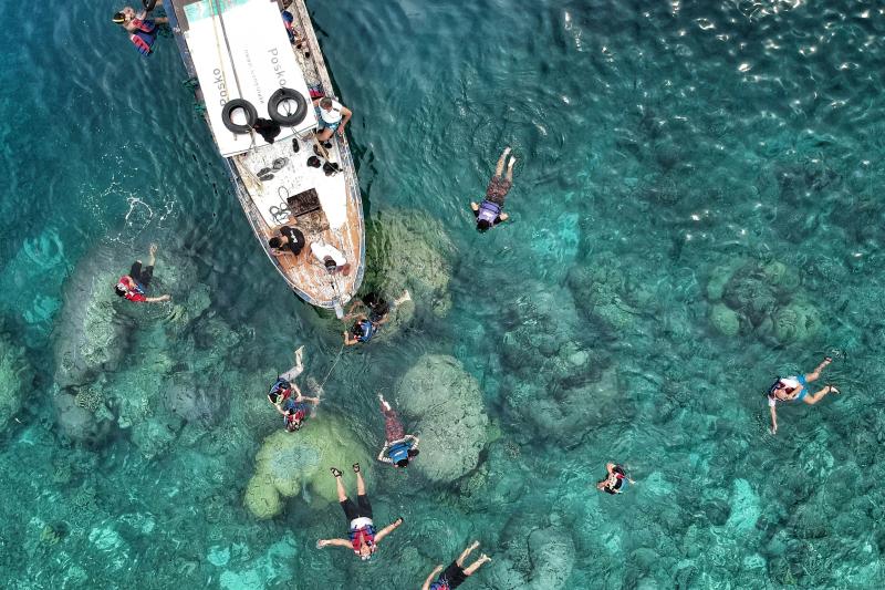 island-sunset-with-sailing-at-san-andres-5