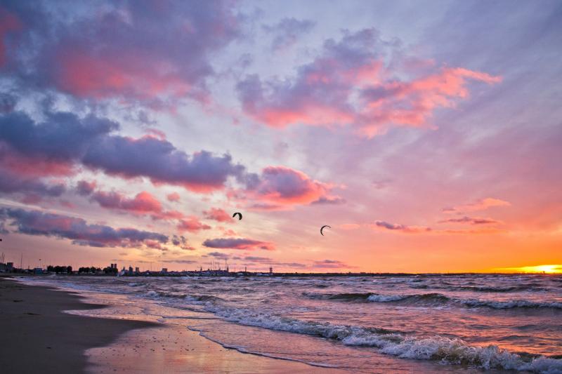 island-sunset-with-sailing-at-san-andres-6