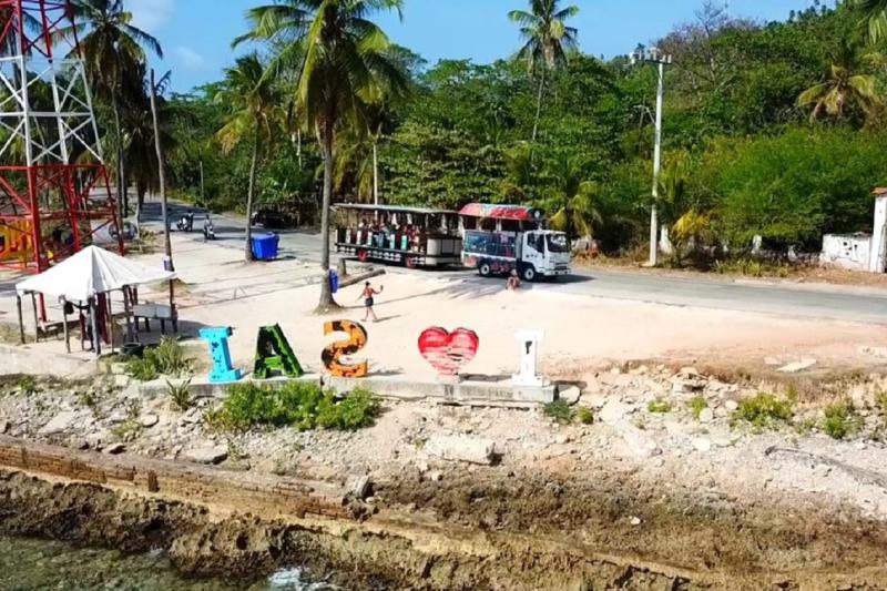 san-andres-island-tour-by-tourist-train-2