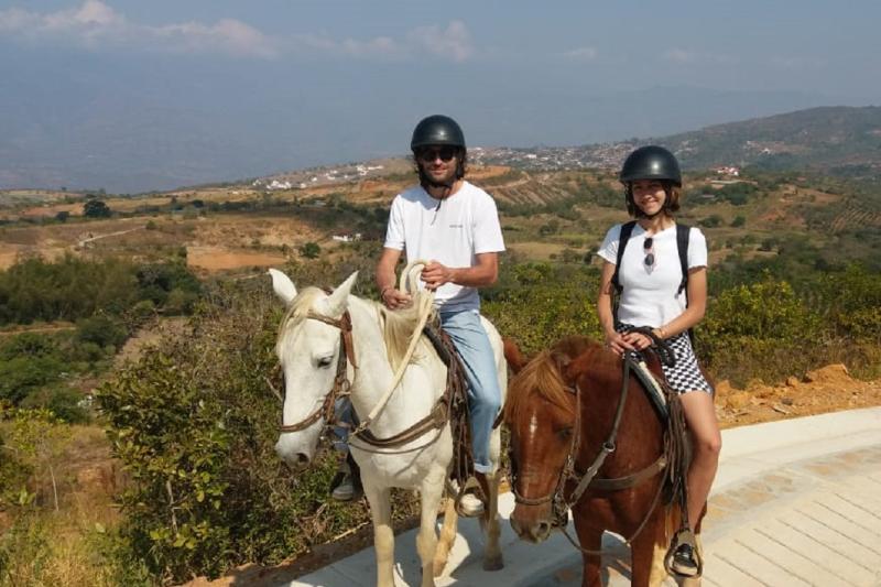 horseback-riding-in-barichara-2