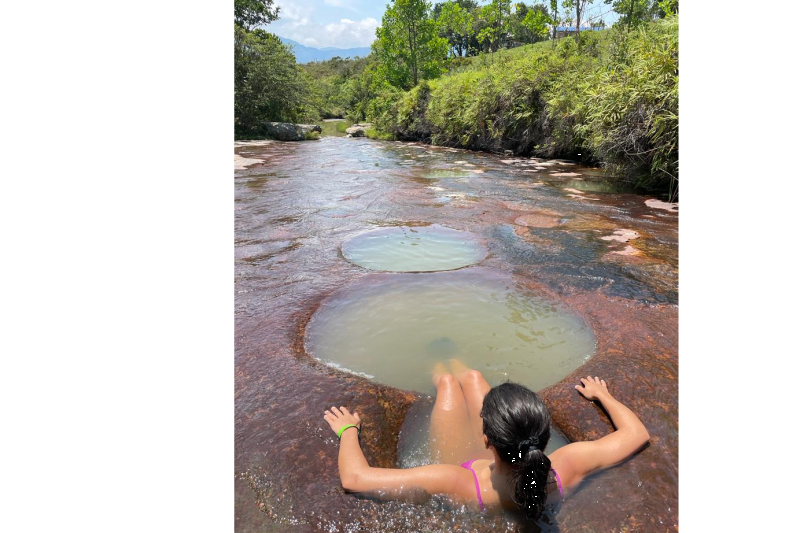 las-gachas-tour-swim-in-the-natural-pools-of-sant-4