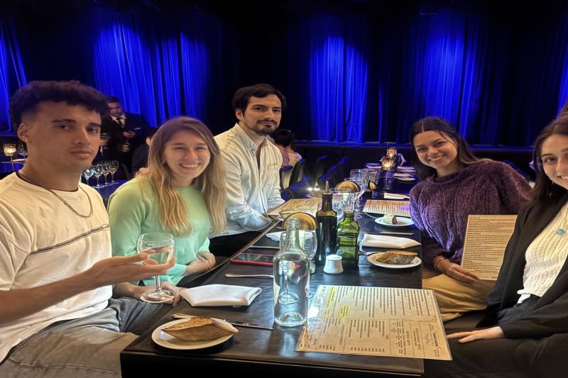 michelangelo-dinner-show-wine-tasting-6