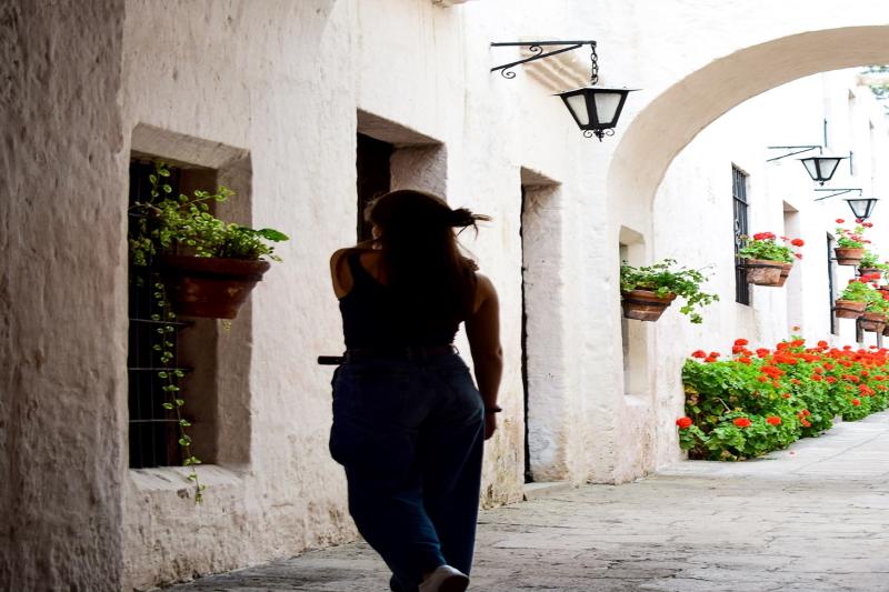 arequipa-walking-tour-with-santa-catalina-monaster-5