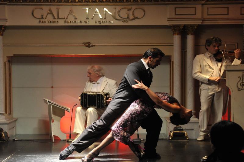 gala-tango-dinner-show-wine-tasting-4