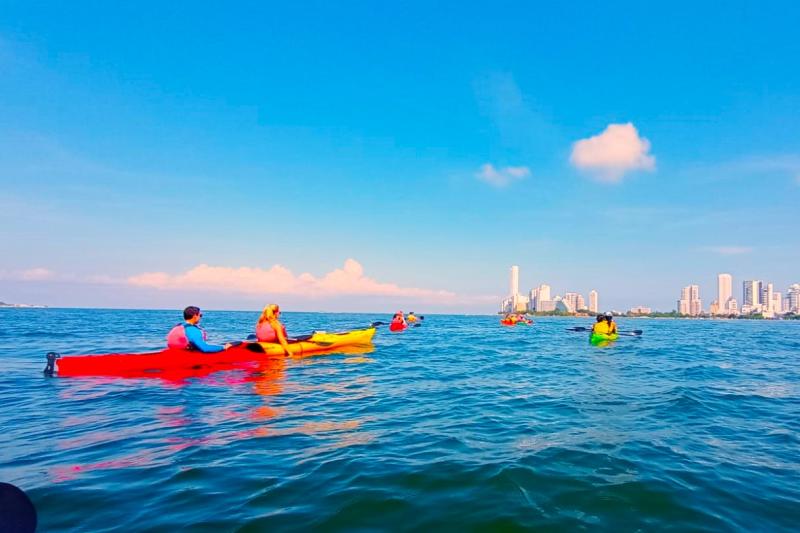 punta-arena-kayak-tour-from-cartagena-1