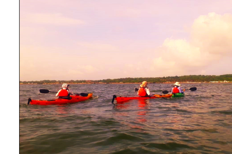 punta-arena-kayak-tour-from-cartagena-6