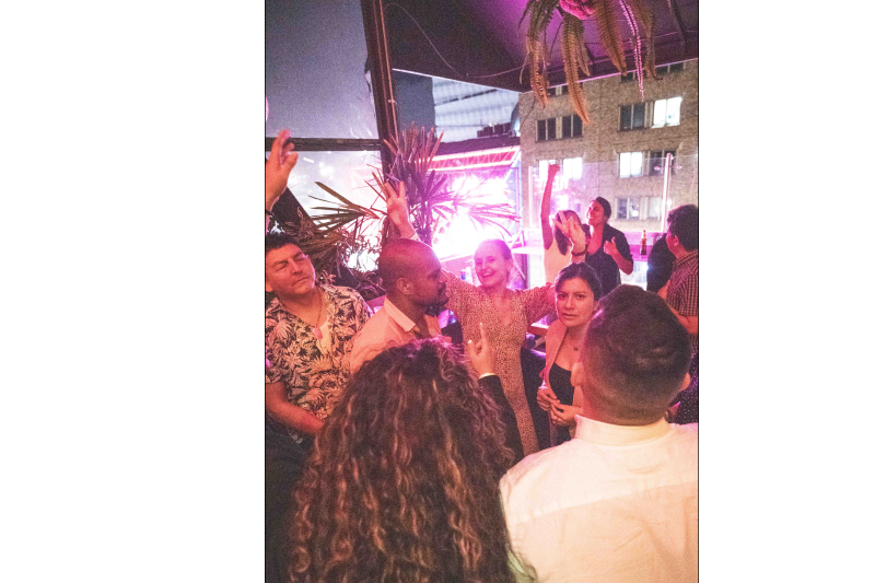 bogota-pub-crawl-with-beer-and-cocktails-5