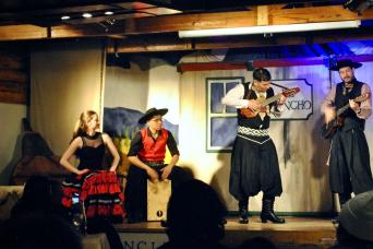 Dinner & Show at Estancia 25 de Mayo, El Calafate
