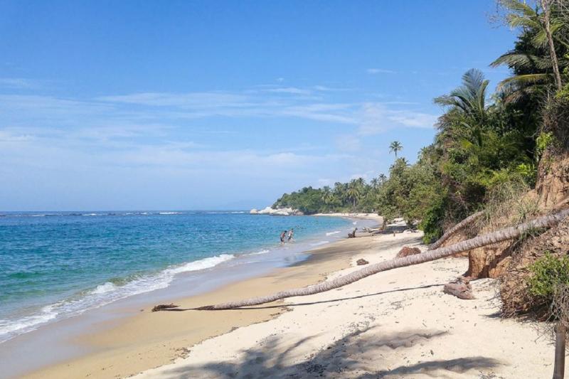 tayrona-park-group-tour-to-cabo-san-juan-for-nationals-and-residents-2
