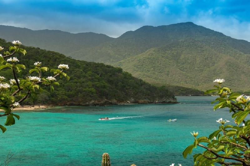 tayrona-park-group-tour-to-cabo-san-juan-for-nationals-and-residents-3