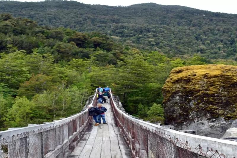 queulats-hanging-glacier-route-shared-tour-from-5