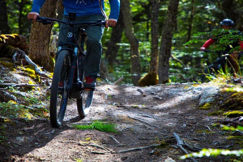 electric-bike-tour-to-beban-cascade-in-ushuaia-5