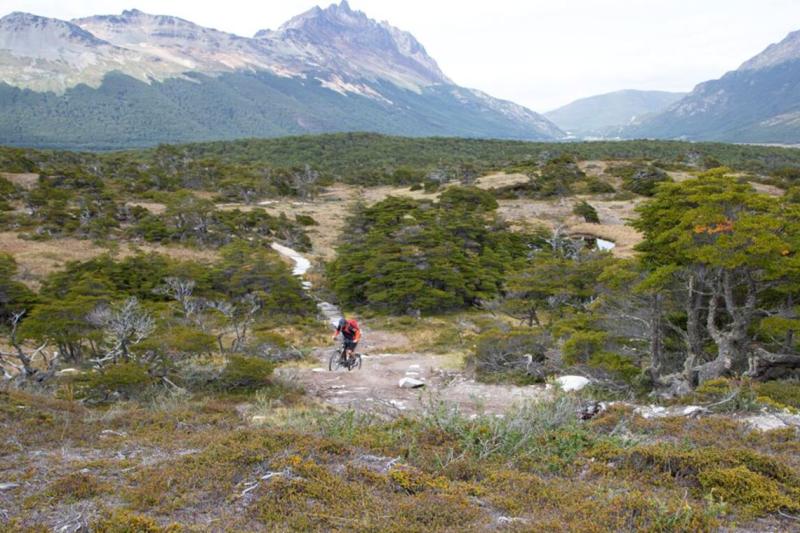 electric-bike-tour-to-beban-cascade-in-ushuaia-6