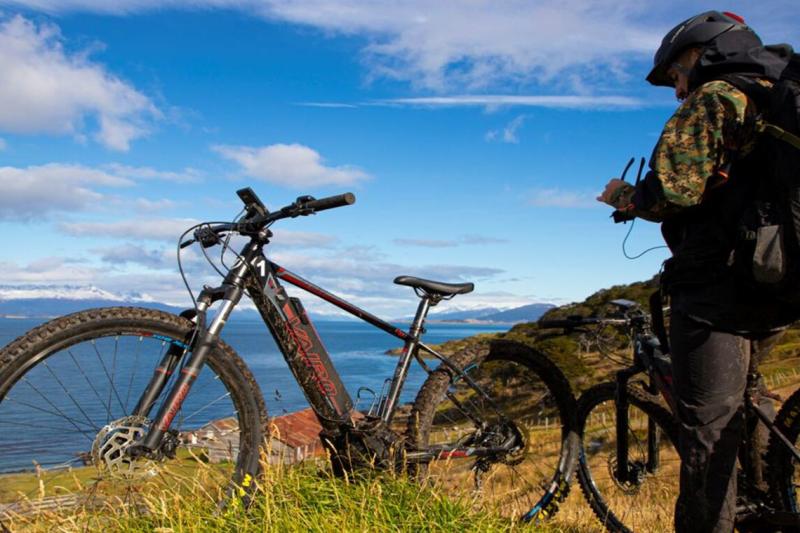 electric-bike-tour-to-estancia-tunel-in-ushuaia-1