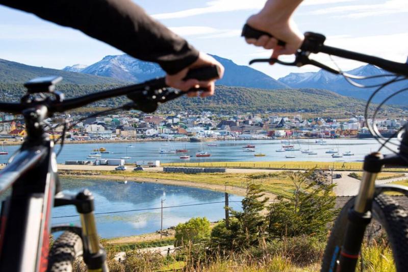electric-bike-city-tour-in-ushuaia-6
