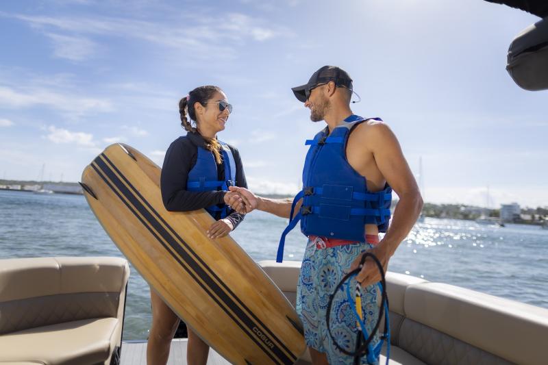 wakeboarding-in-san-andres-bay-2