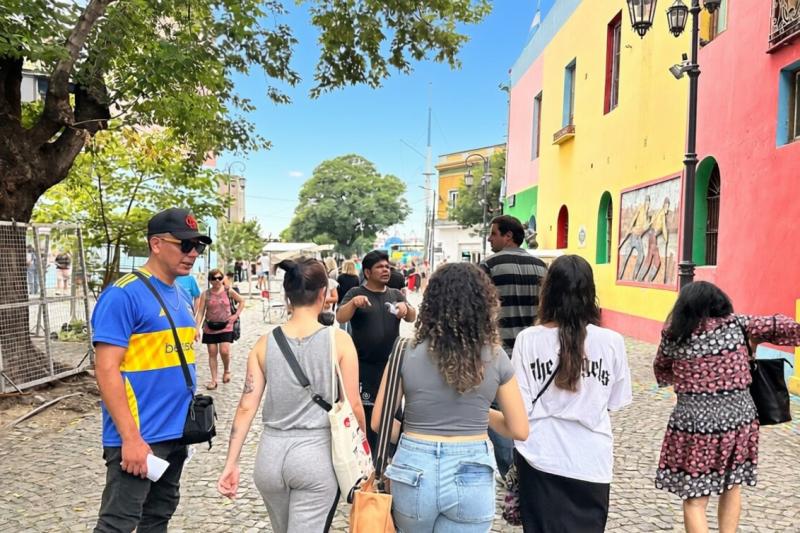 la-boca-walking-tour-caminito-tango-street-art-2