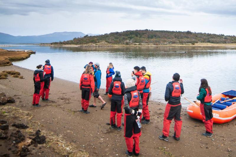 gable-island-and-penguin-watching-3