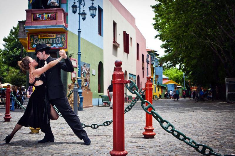 buenos-aires-and-its-two-passions-tango-footbal-4