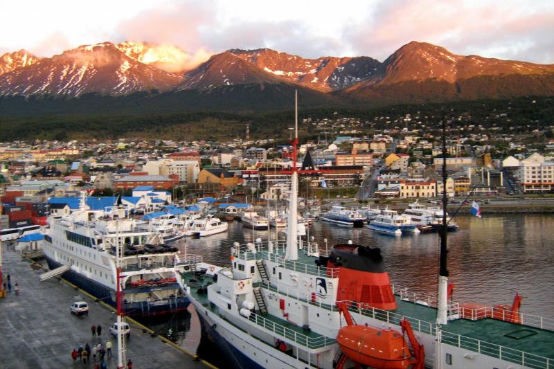 ushuaia-city-helicopter-ride-4