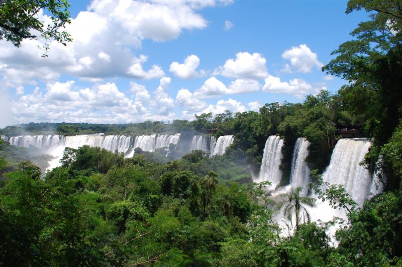 small-group-iguazu-falls-argentina-side-2